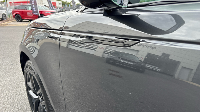 Land Rover Range Rover Velar 2.0 D200 MHEV Belgravia Edition 5dr Auto Diesel Estate - Image 20